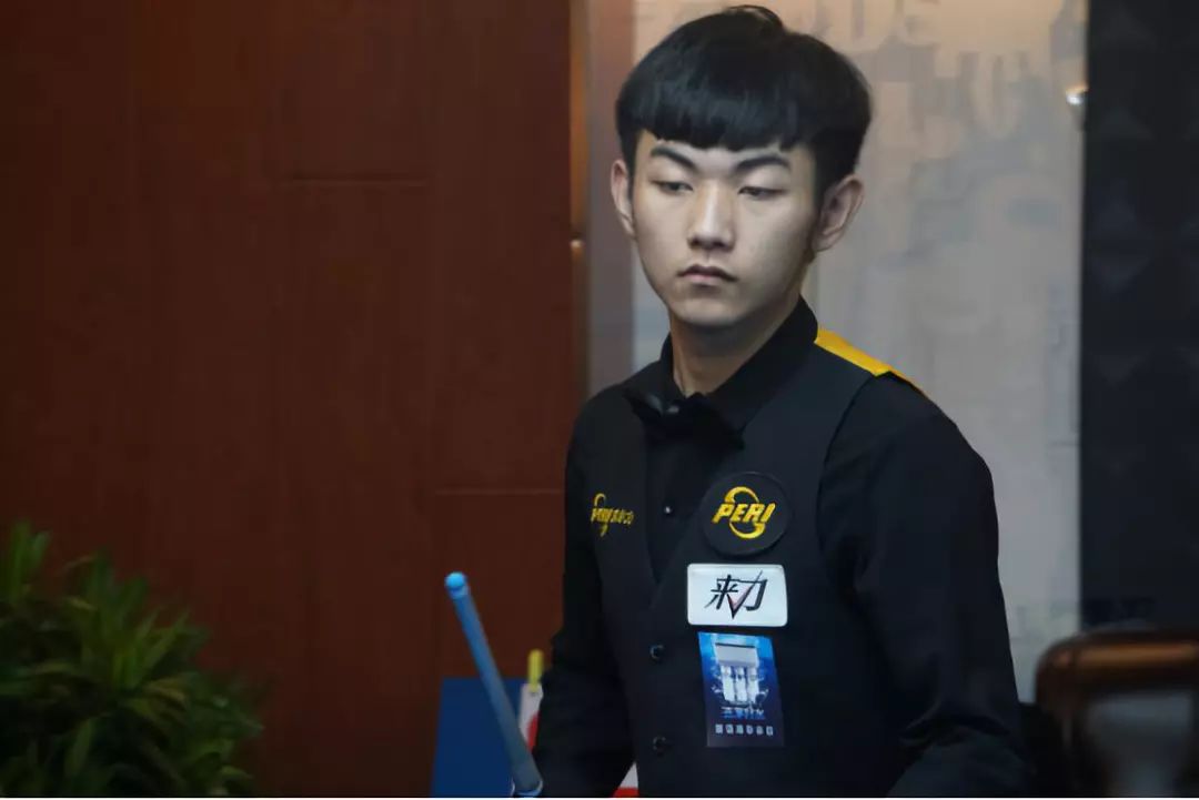 冠赛制的球 冠赛制的球