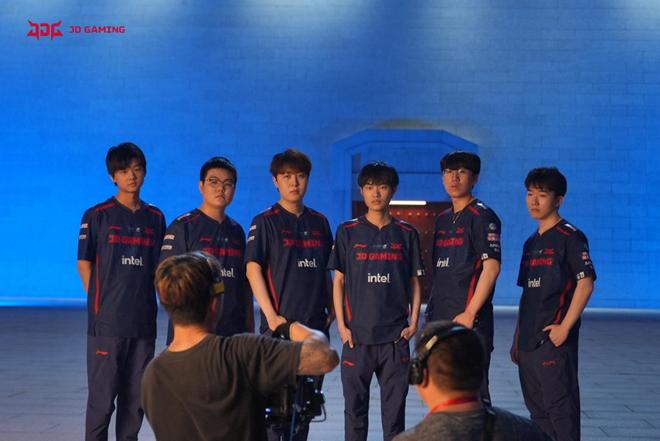 比赛中都需 比赛中都需