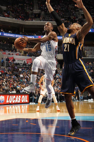 声能够在球 声能够在球